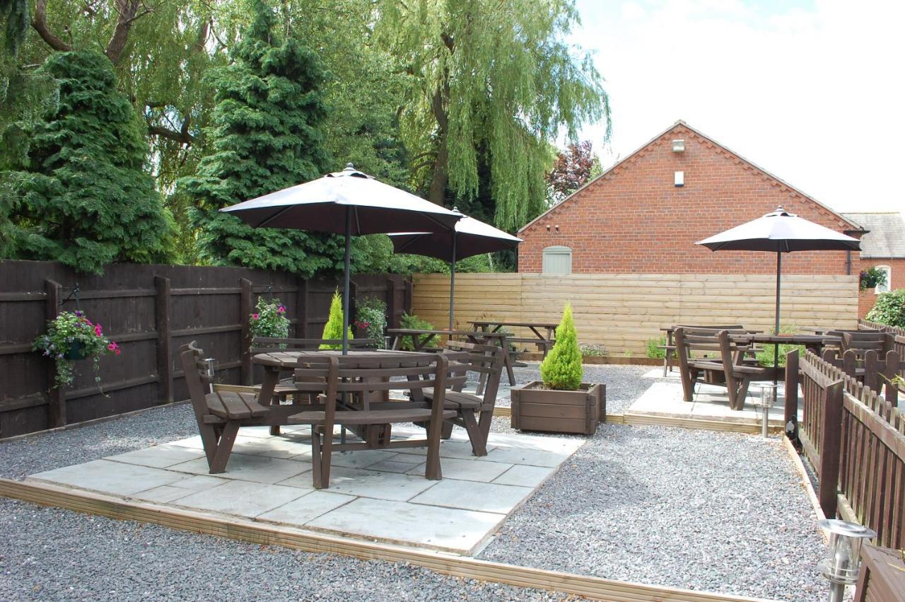 The Royal Oak Hotel Loughborough Exterior photo